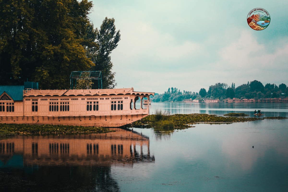 Kashmir Packages Header