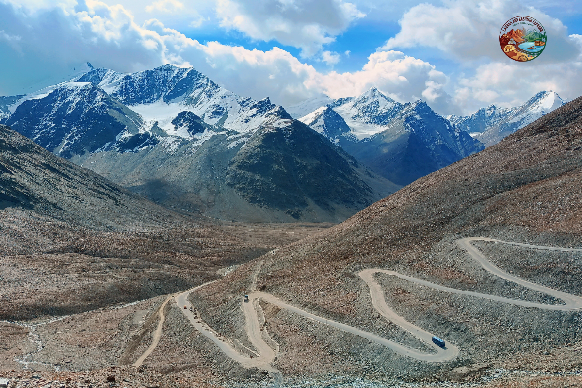 Srinagar Leh Highway